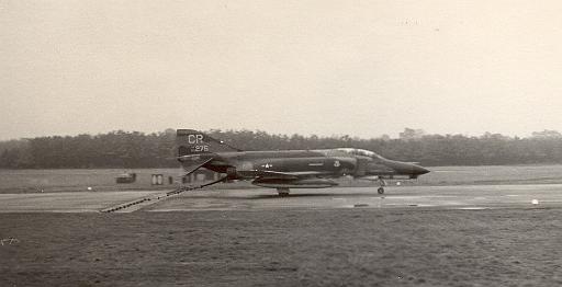 1975-10 F4 pakt barrier Bac13.jpg